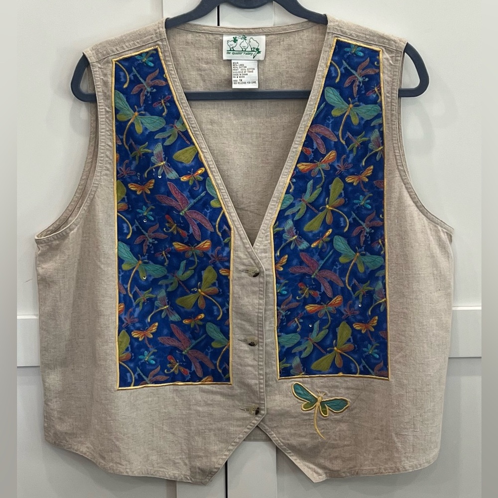 Quacker Factory Beautiful Linen Butterfly Vest